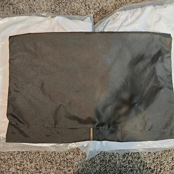 Louis Vuitton nylon garmet bag with hanger preowned - Picture 4 of 9